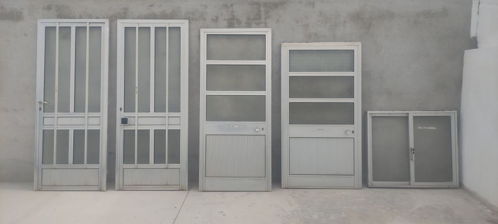 Portas e janela  49/25€
