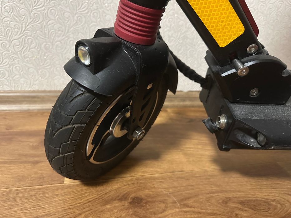 Електросамокат Motus PRO 8.5 lite black