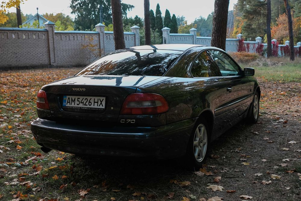 Volvo c70 1 покоління