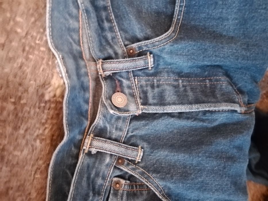 Джинсы Levis 28/30