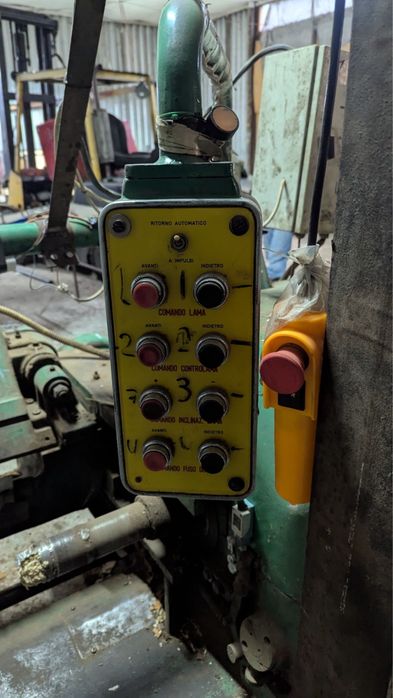 Станок для шпону та тарної дощечки паличок