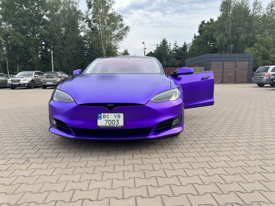 Tesla Model S 2017