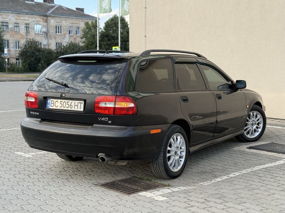 Volvo v40 2001р 1.6 газ/бензин