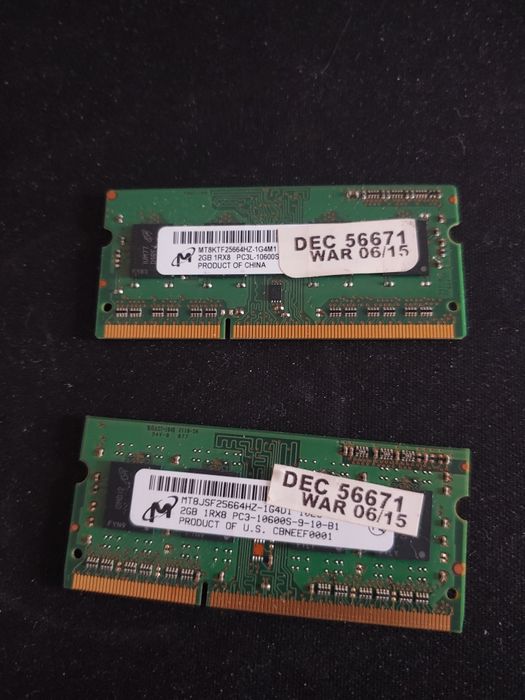 Продам рабочие две планки памяти.