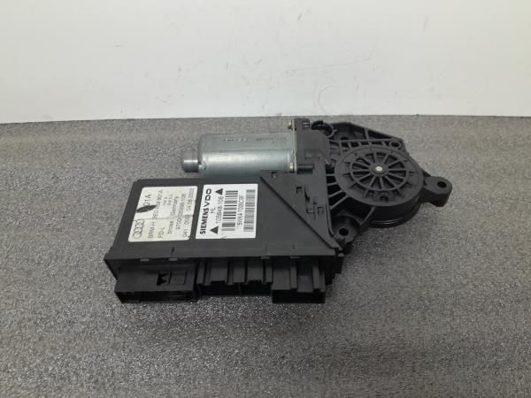 Motor vidro trás esquerdo AUDI A4 (8E2, B6)