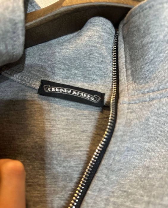 Брендовая толстовка . Унисекс. Как новая!