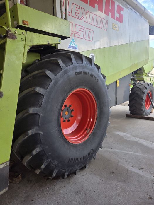 Opony 680 85 32 claas lexion