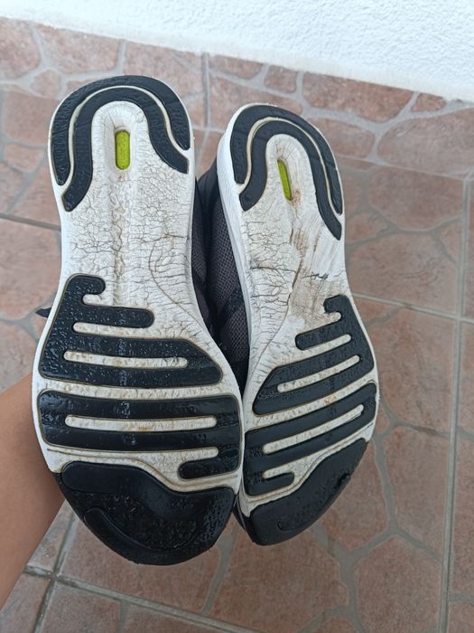 Buty biegowe Asics rozmiar 41.5