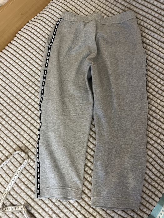 Спортивні жіночі бріджі Nike S (носила на М) вільного крою. Оригінал.