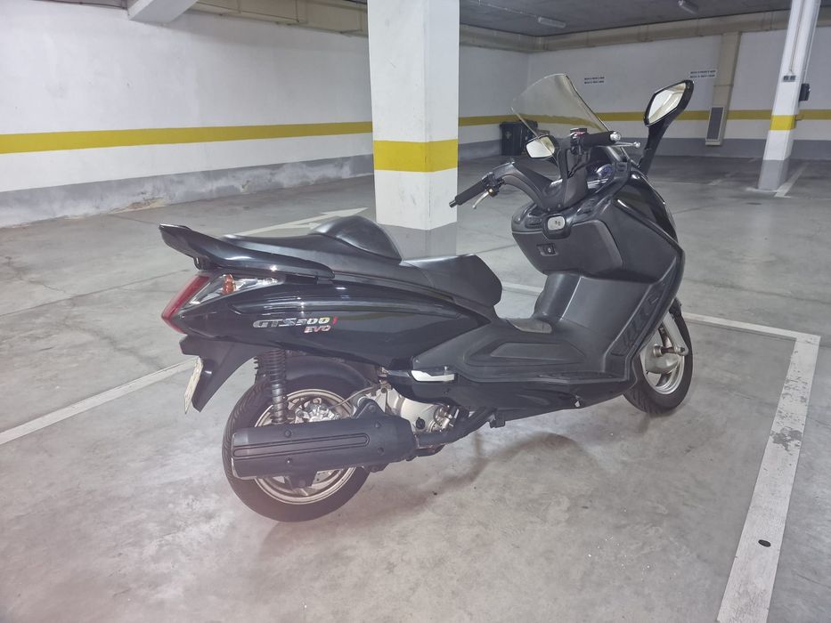 Mota Sym 300i gts evo