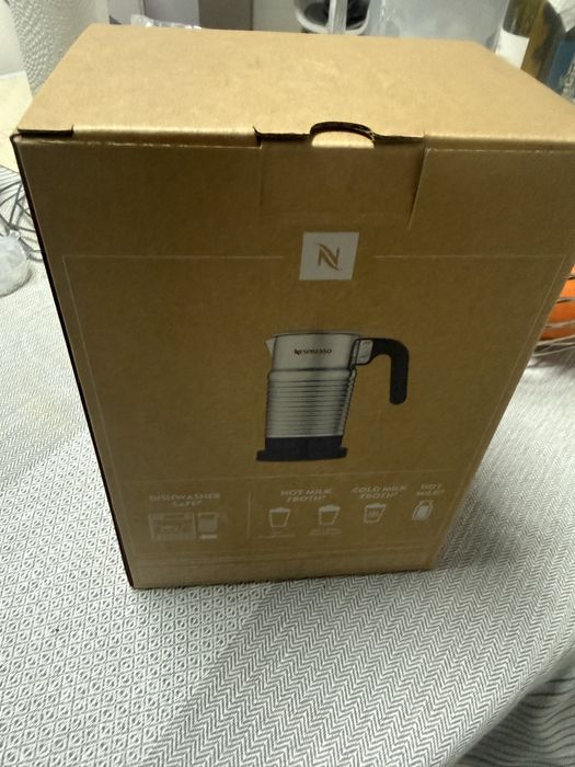 Aeroccino 4 novo e embalado