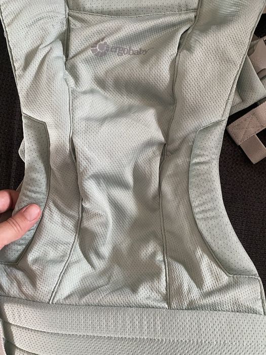 Ergobaby embrace soft air mesh
