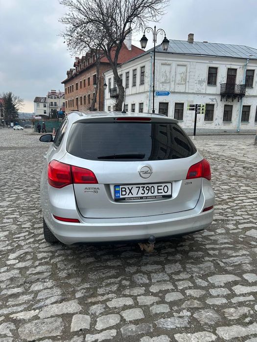 Opel Astra j 1.7