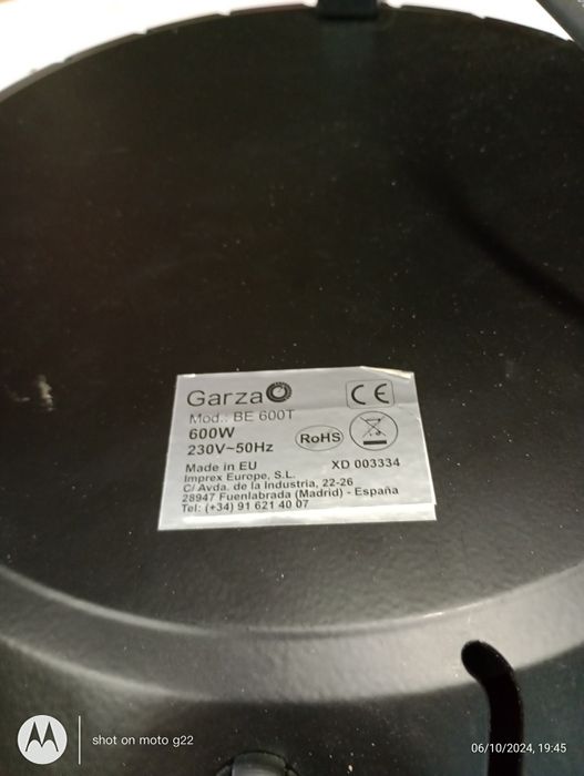 Grzejnik , podgrzewacz elektryczny 600W