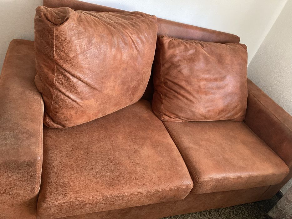 Sofá em pele como novo