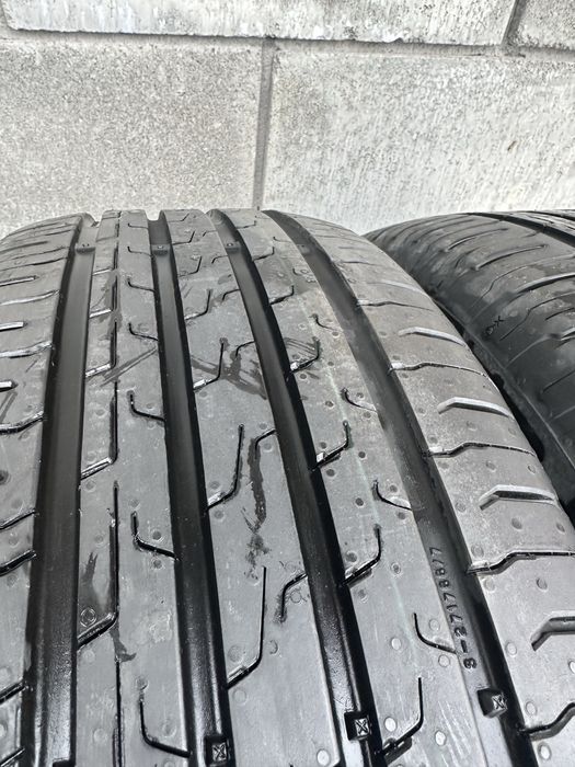 Продам шини Continental 215 55 17 нові