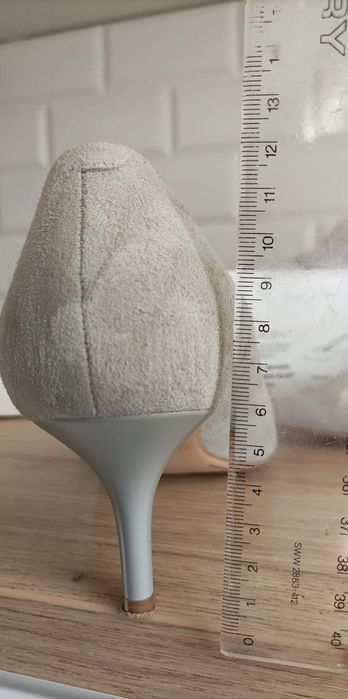 Szpilki damskie skórzane, r 39