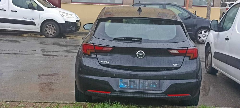 Opel Astra 1.6, 110 cv  innovation de 2015 full extras