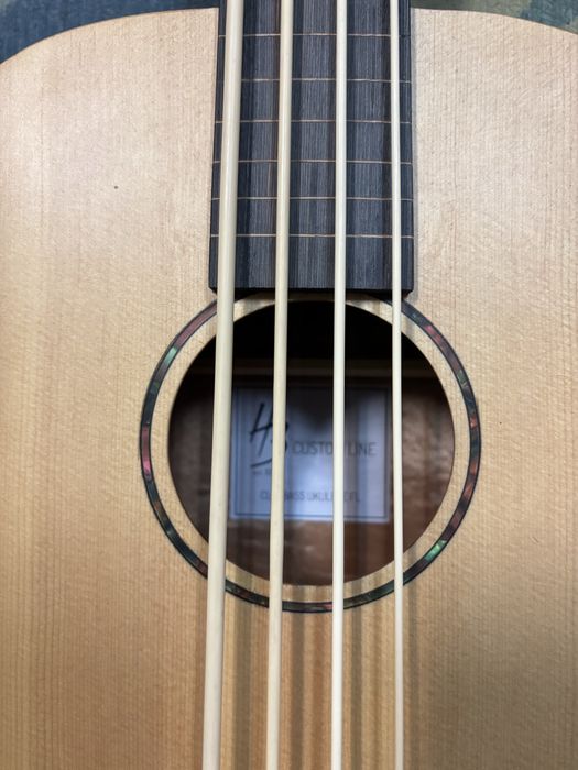 Ukulele basowe harley benton