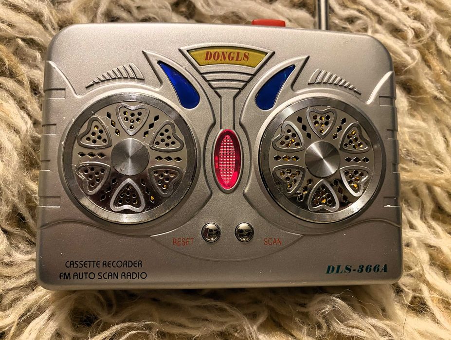 Dongls DLS-366A Walkman