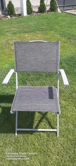 Садові крісла    .