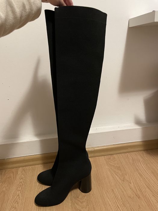 Czarne wysokie kozaki na zimę muszkieterki obcasy szpilki koturny plat