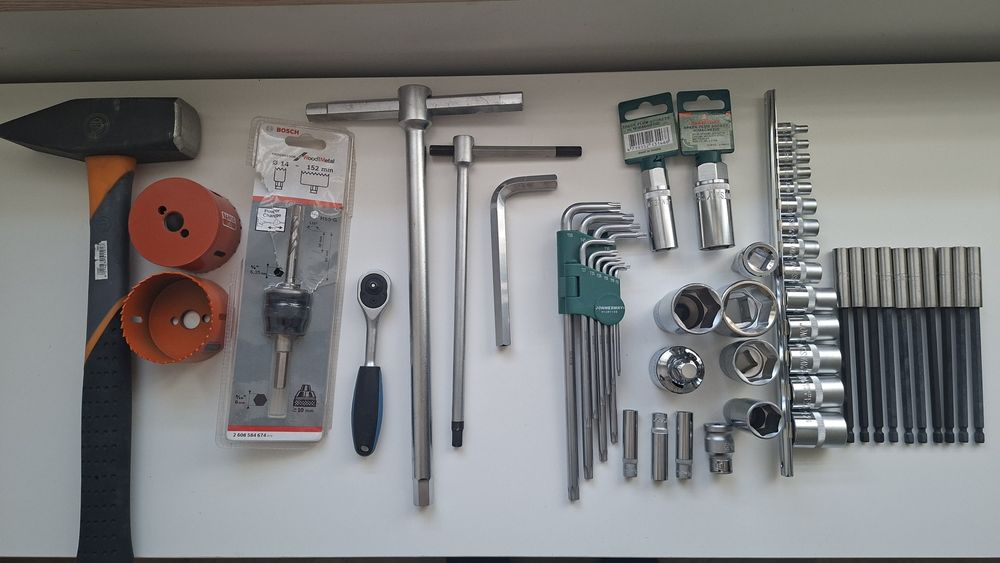 Zestaw mix narzędzi ręcznych klucze nasadki