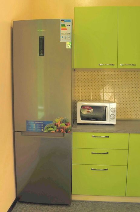 Аренда койко-места в 4х местной комнате, м.Лукьяновка, ТЕПЛО и СВЕТ!