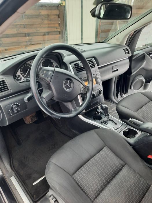 Mercedes-Benz B-class 200