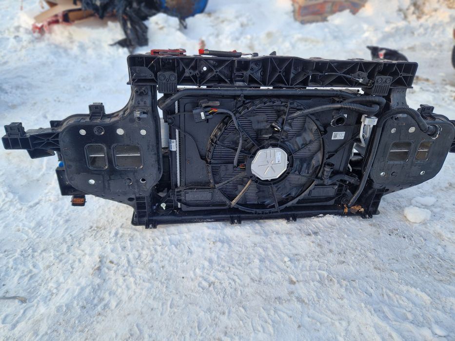 Hyundai ioniq 5, Касета, установочна панель, радіатори,  телевизор,