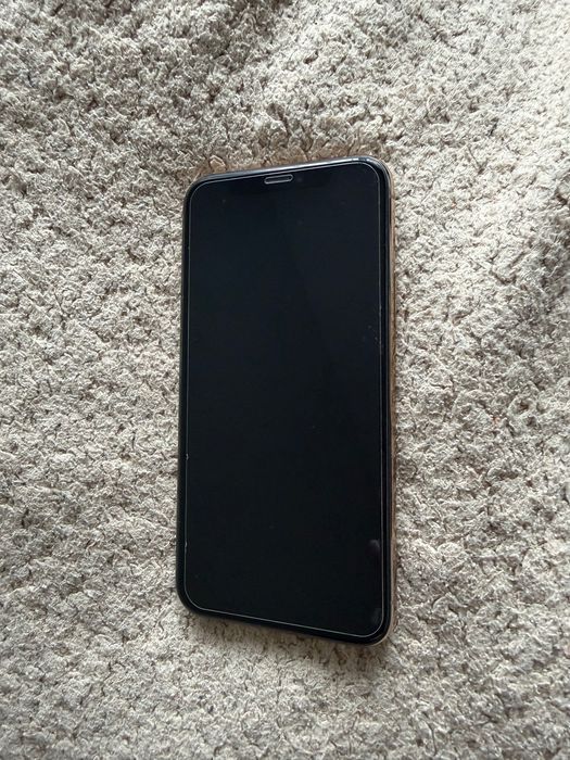 Sprzedam iphone 11 pro