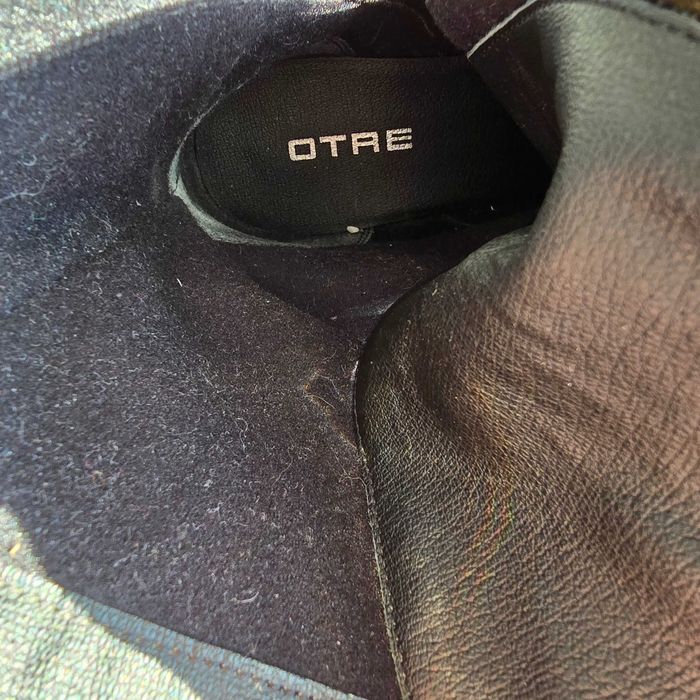 Шкіряні черевики демісезонні, масивні, берци