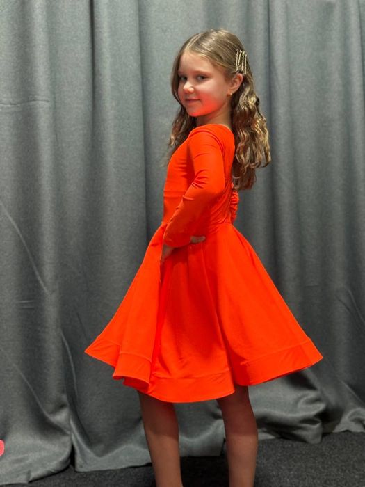 Бейзик плаття для бальних танців