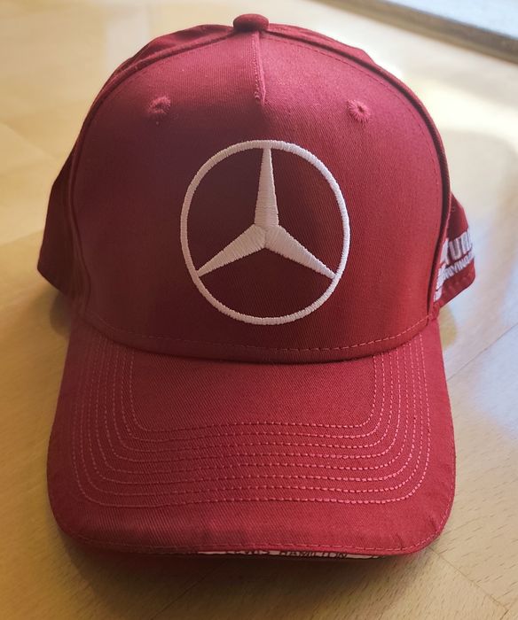 Boné de moto e carro
