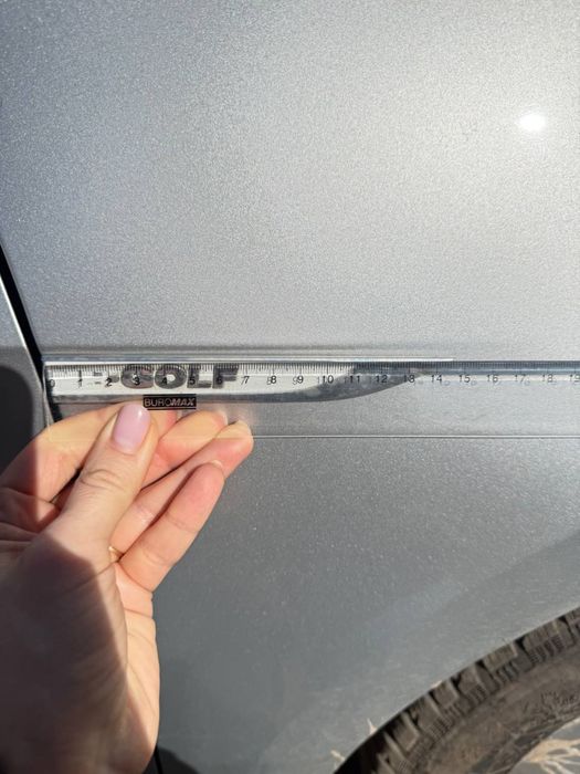 Молдинг WV e-golf фильдик на правое крыло