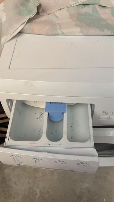 Maquina de lavar roupa