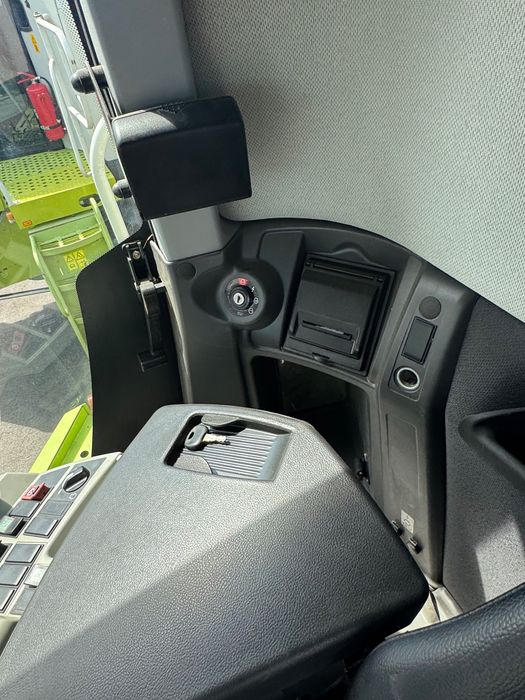 Продам комбайн Claas Lexion 750 2013 року