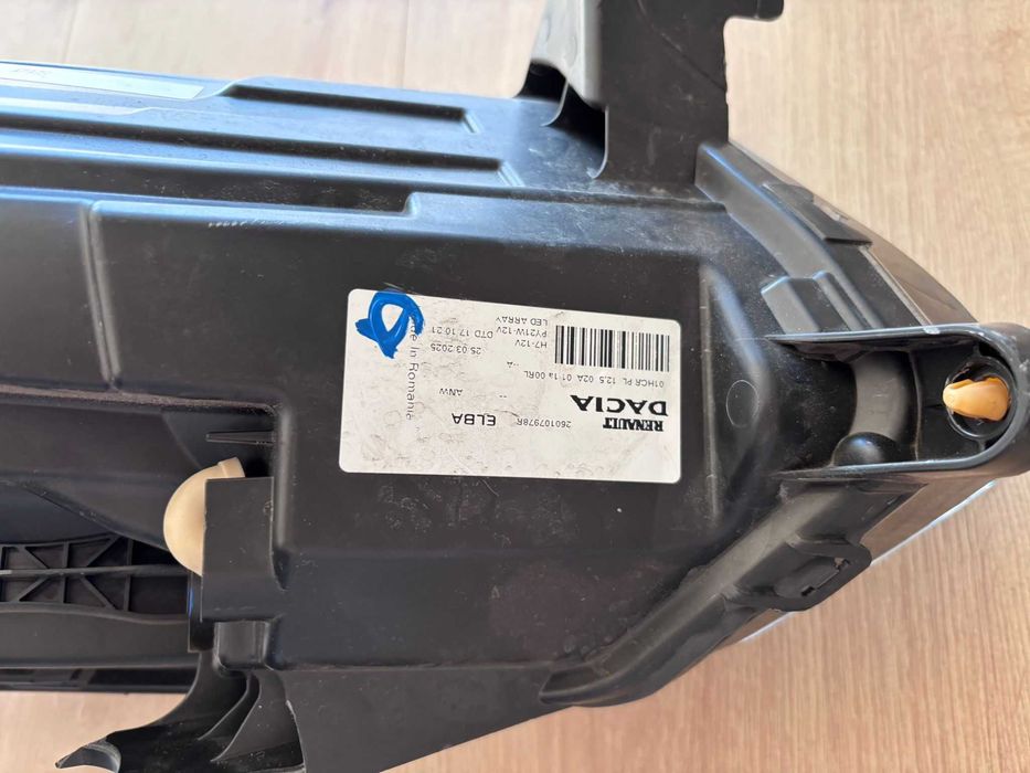 Lampy przednie Dacia Jogger ,2025r