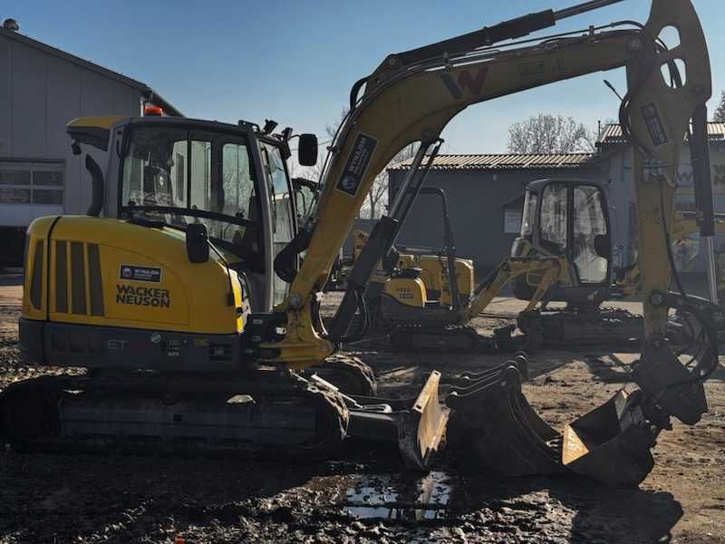 Wynajem koparki 7 t. z młotem Wacker Neuson