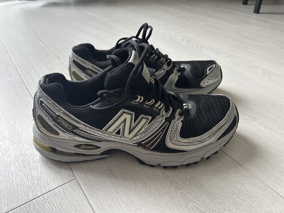 Buty NEW BALANCE 730 do biegania rozmiar 42,5 27cm