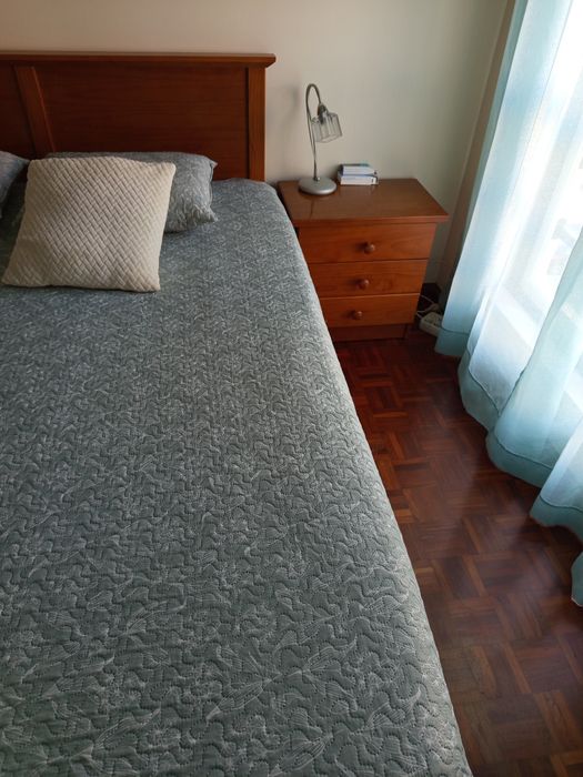 Moveide quarto e mesa de cozinha