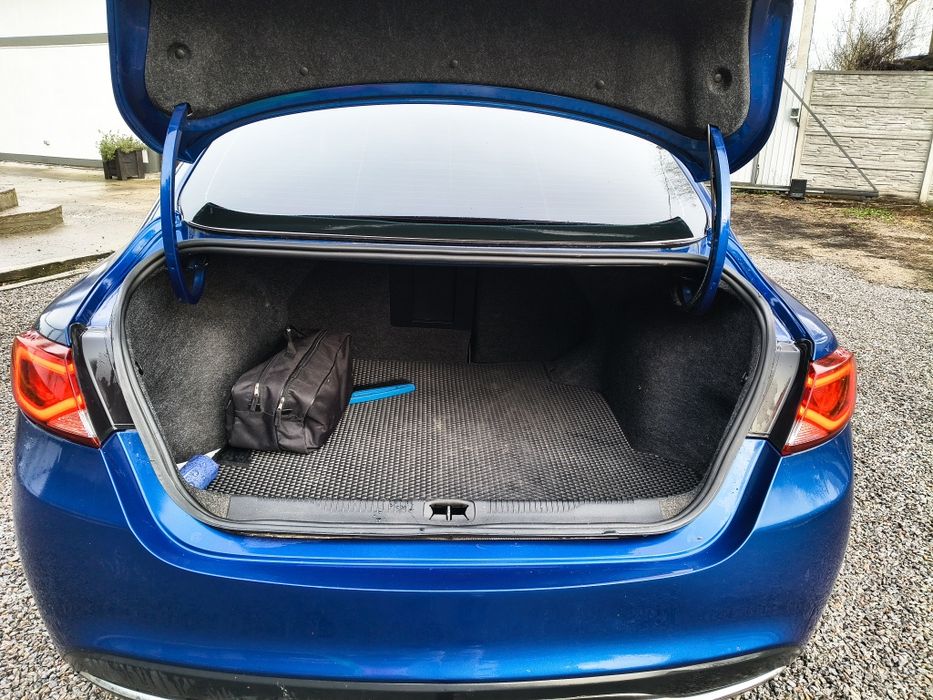 Chrysler 200 limited