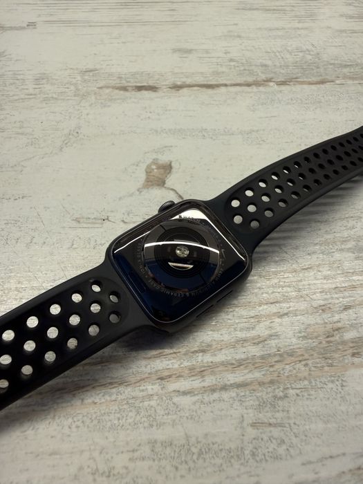 Apple Watch Nike+ Series 4 44mm GPS Space Gray