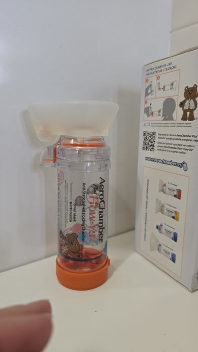 AeroChamber Plus Flow-Vu (Máscara Pequena 0-18M)