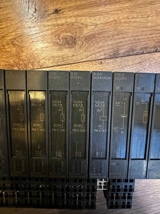 siemems simatic et 200 36Di + 48D0 + 4A0