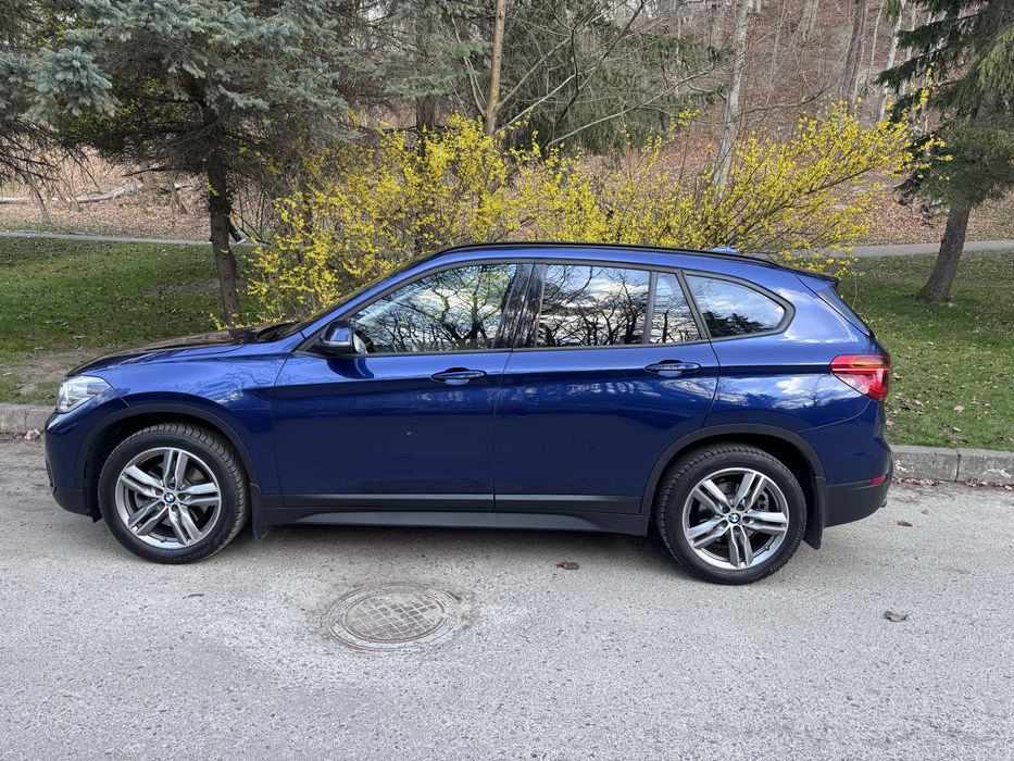 Продам BMW X1 2016 року, двигун 2л, пробіг 65000 км