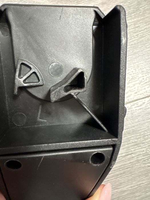 Adaptador L esquerdo para Zelia S