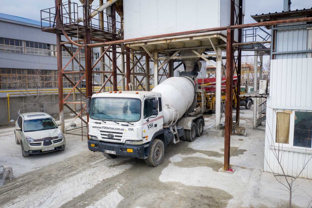 Заказать БЕТОН М - 350 с доставкой в ДНЕПРЕ и области