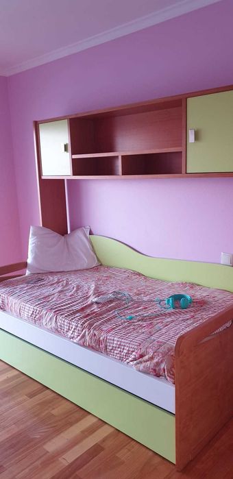 mobília de quarto - Camas Duplas com 2 colchões, Armário prateleira e mesa PC com estante