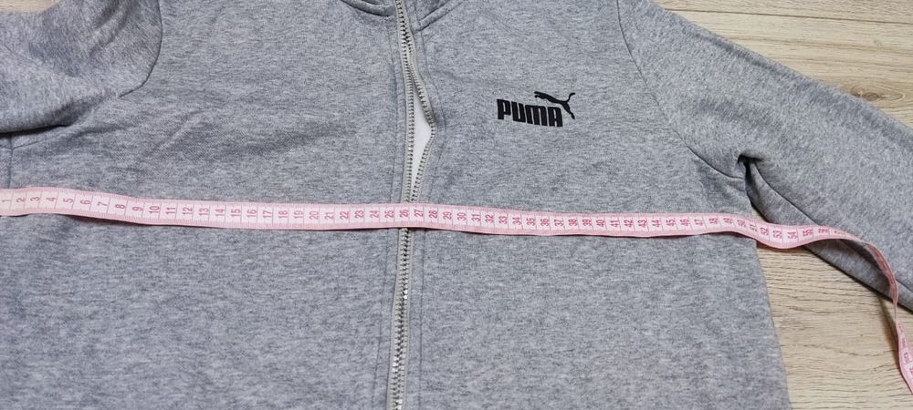 Кофта Puma  в ідеальному стані